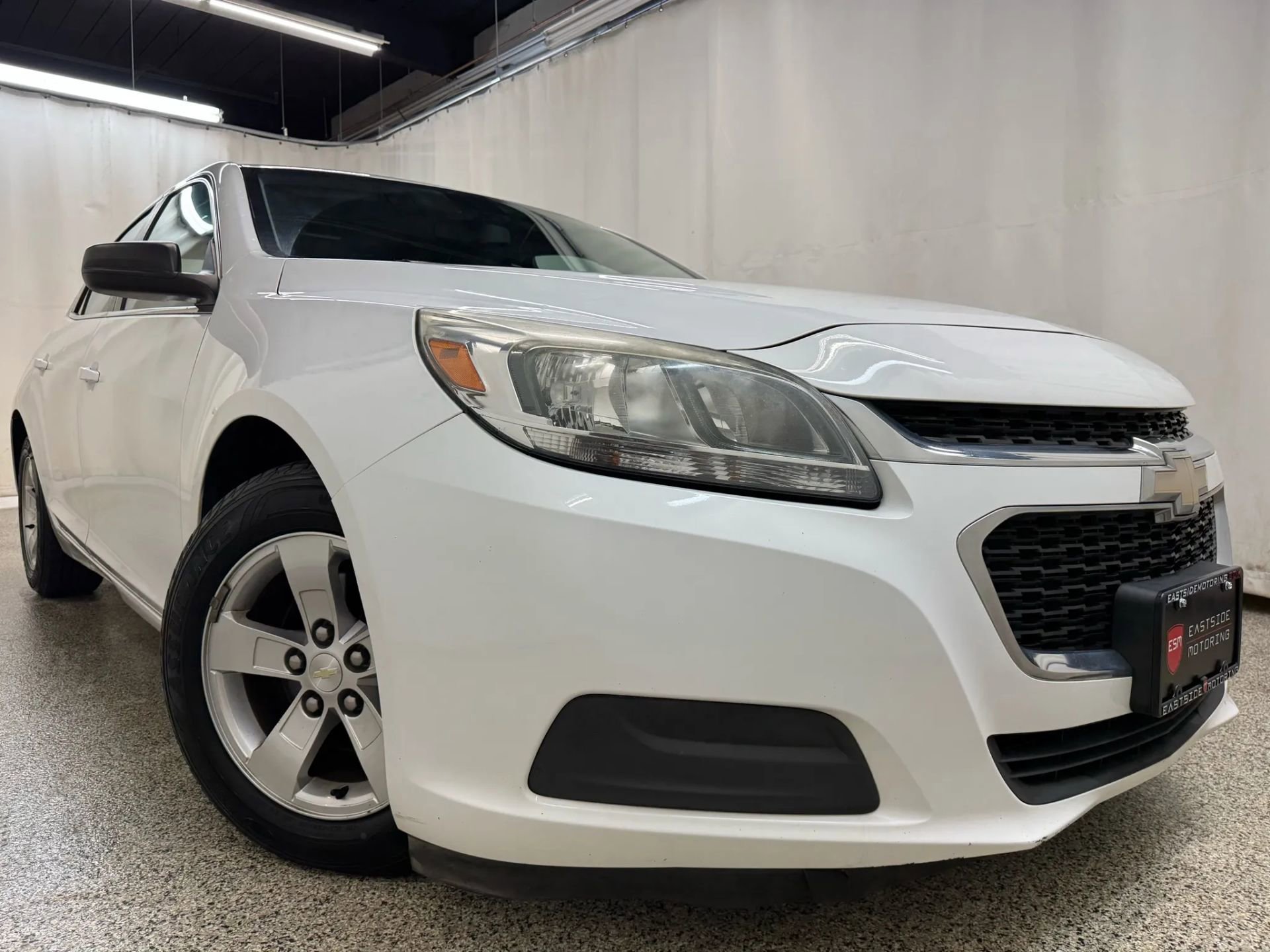 2014 Chevrolet Malibu LS photo 2