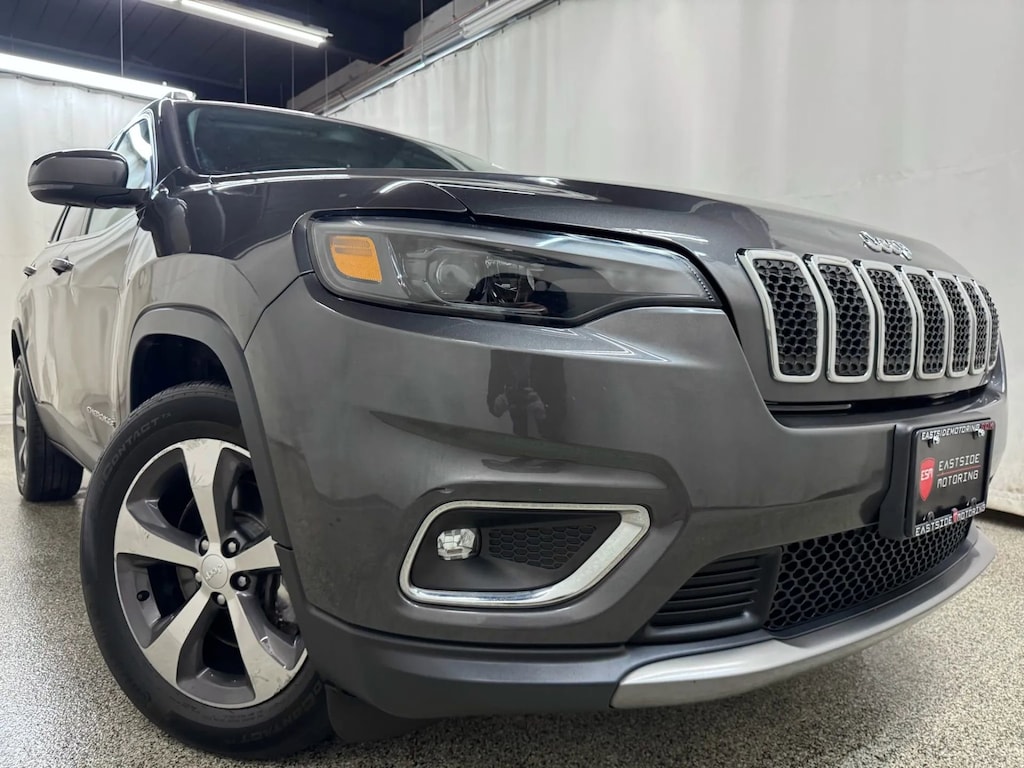 Used 2019 Jeep Cherokee Limited Sport Utility 4D Limited 4x4