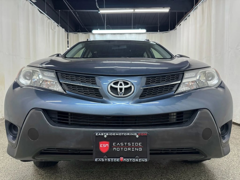 Used 2014 Toyota RAV4 LE Sport Utility 4D AWD LE