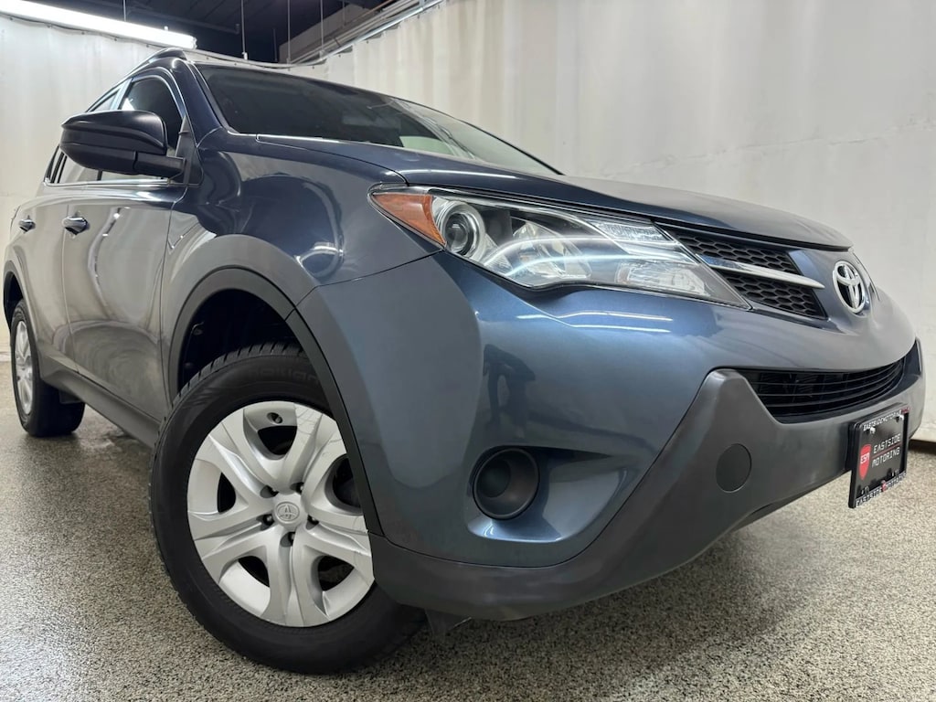 Used 2014 Toyota RAV4 LE Sport Utility 4D AWD LE