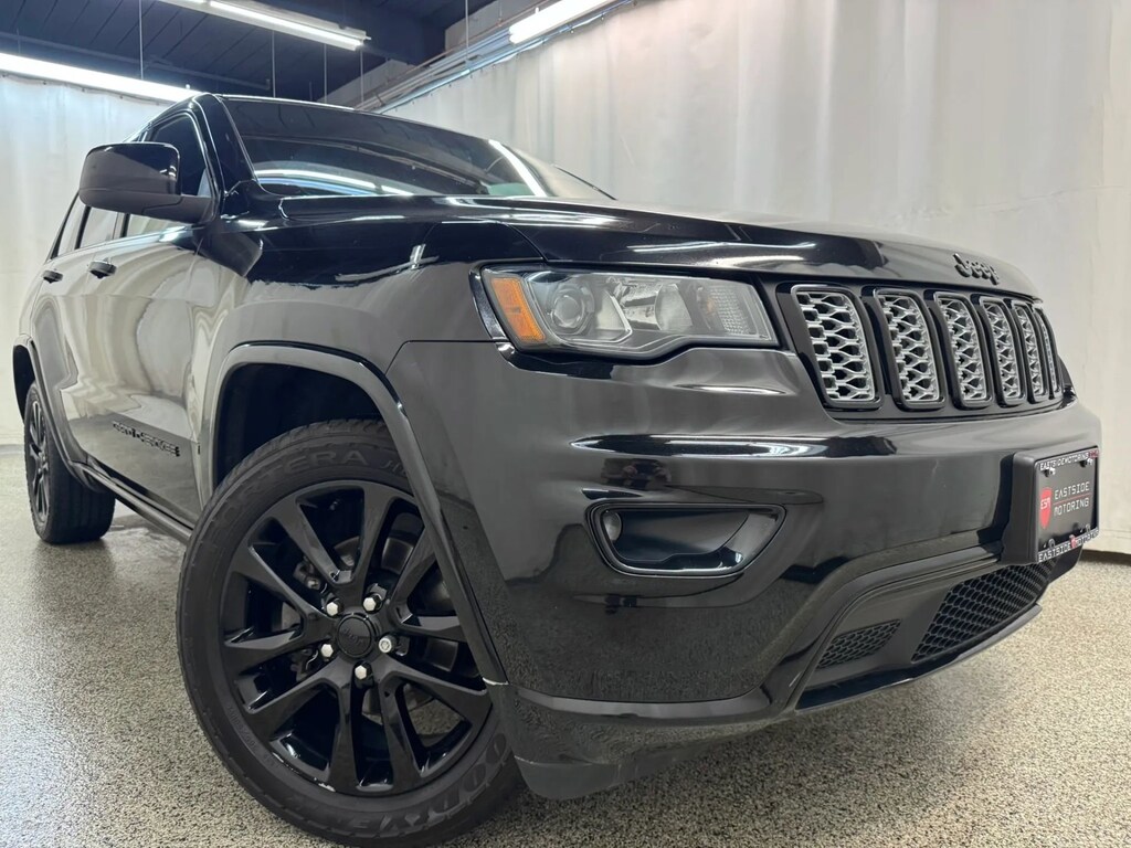 Used 2018 Jeep Grand Cherokee Altitude Sport Utility 4D Altitude 4x4 *Ltd Avail*