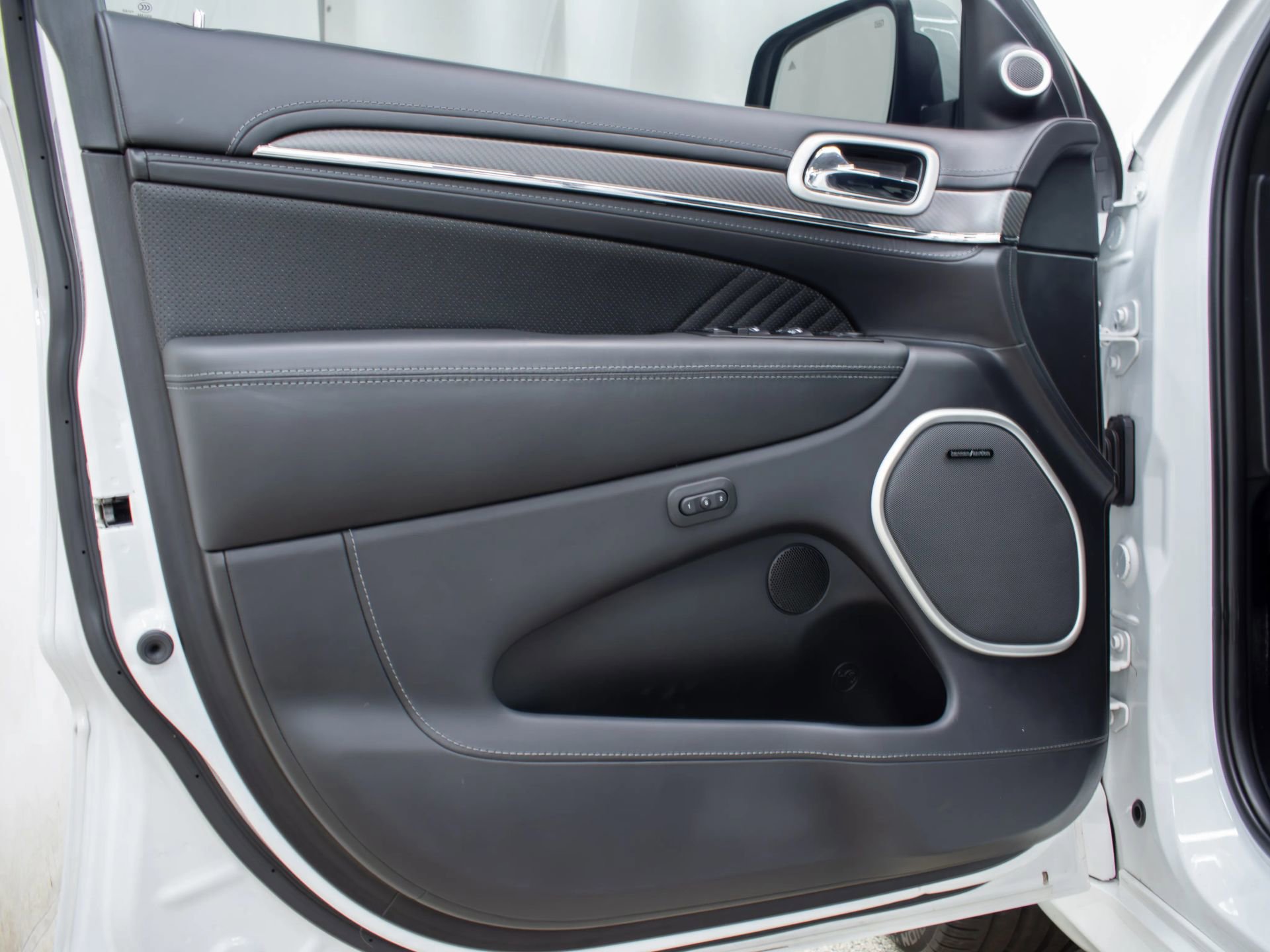 2019 Jeep Grand Cherokee SRT - Photo 12