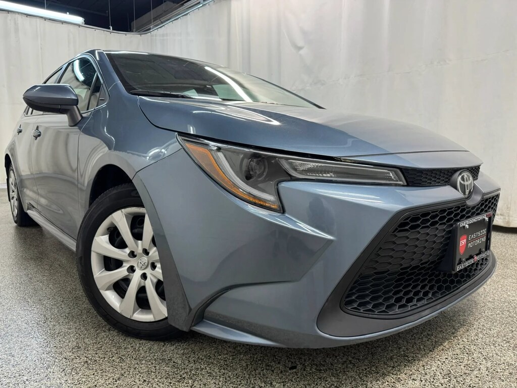 Used 2020 Toyota Corolla LE Sedan 4D LE CVT