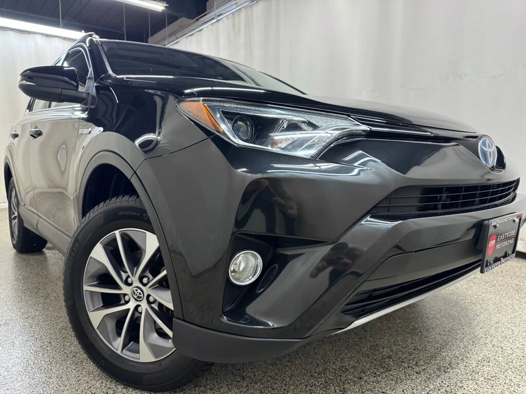 Used 2017 Toyota RAV4 Hybrid XLE Sport Utility 4D