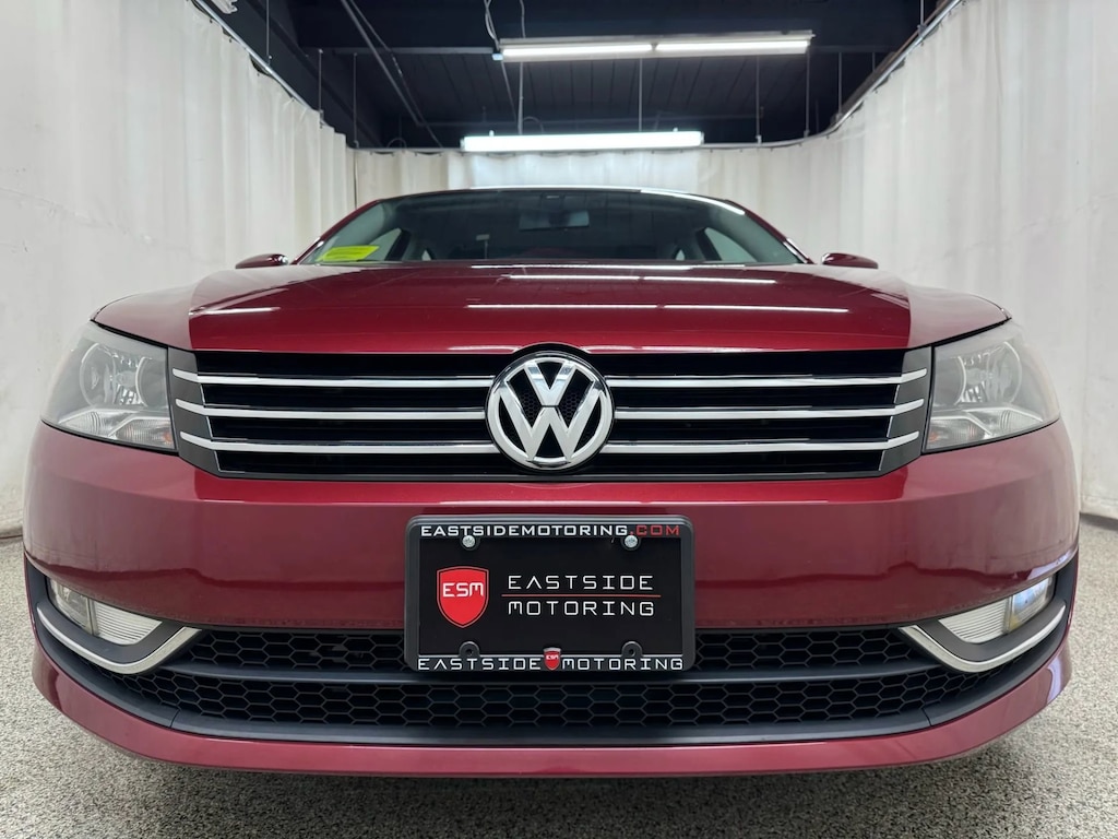 Used 2015 Volkswagen Passat 1.8T SE Sedan 4D