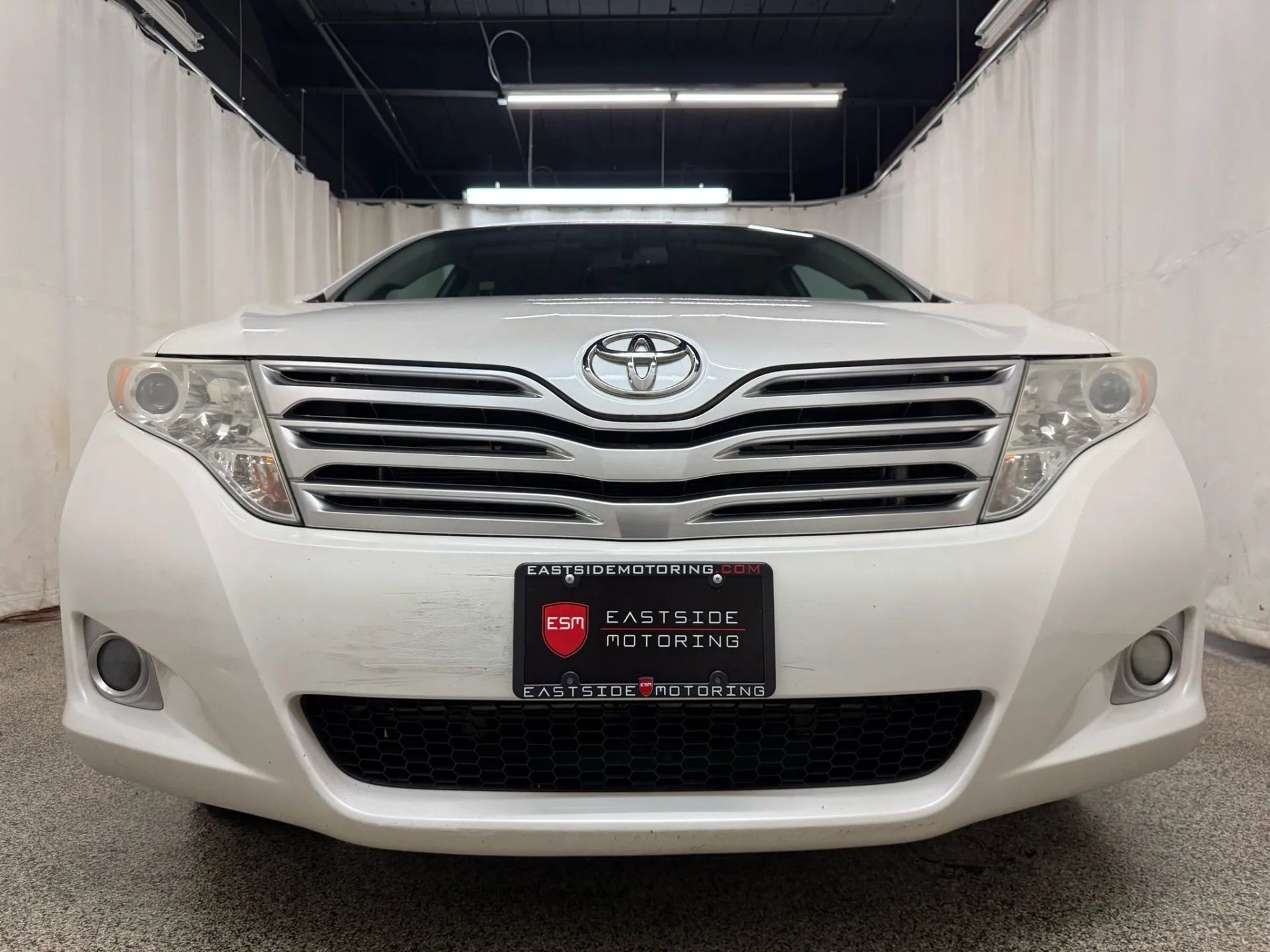 2012 Toyota Venza XLE photo 2