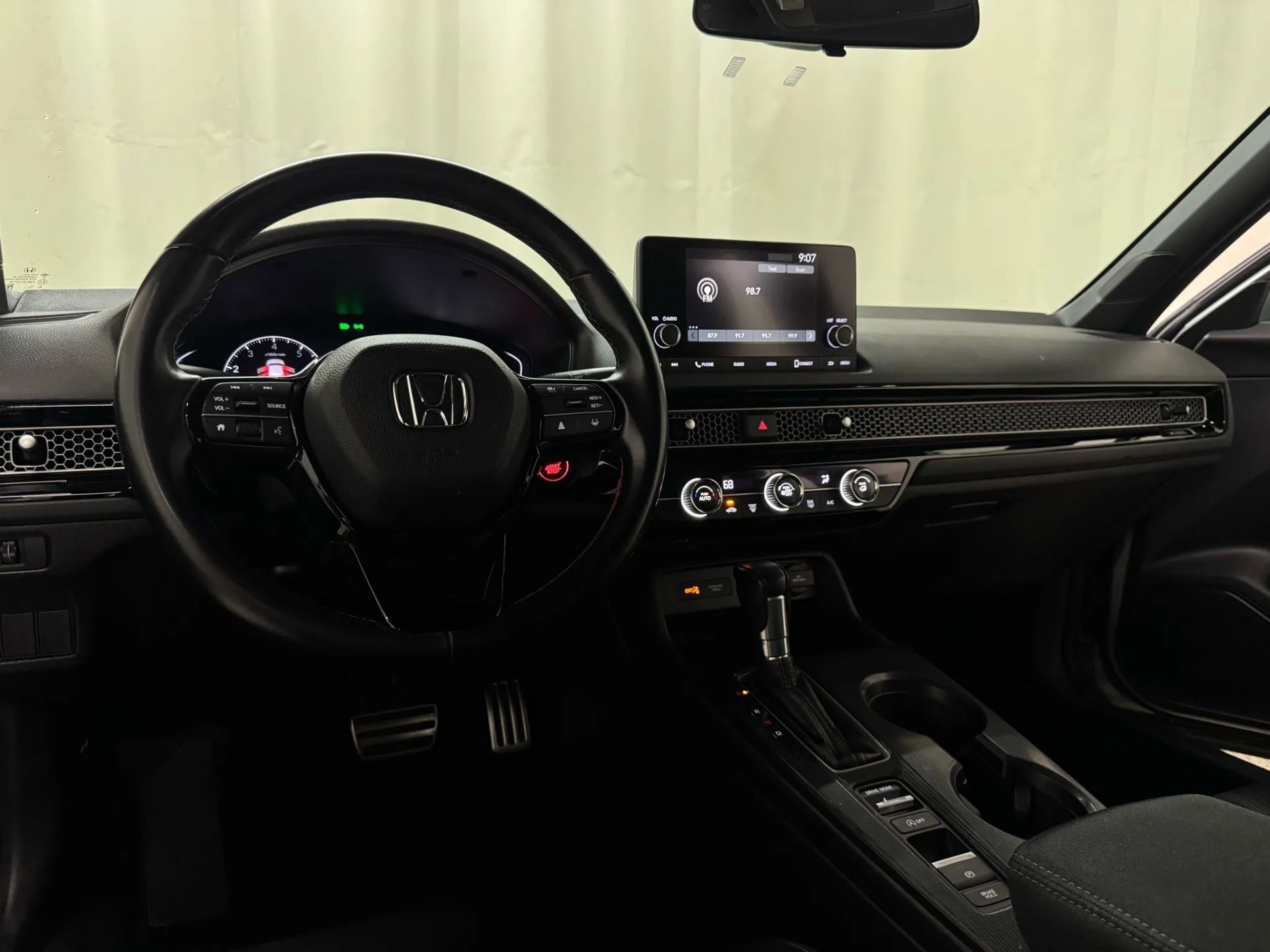 2022 Honda Civic Sport photo 2