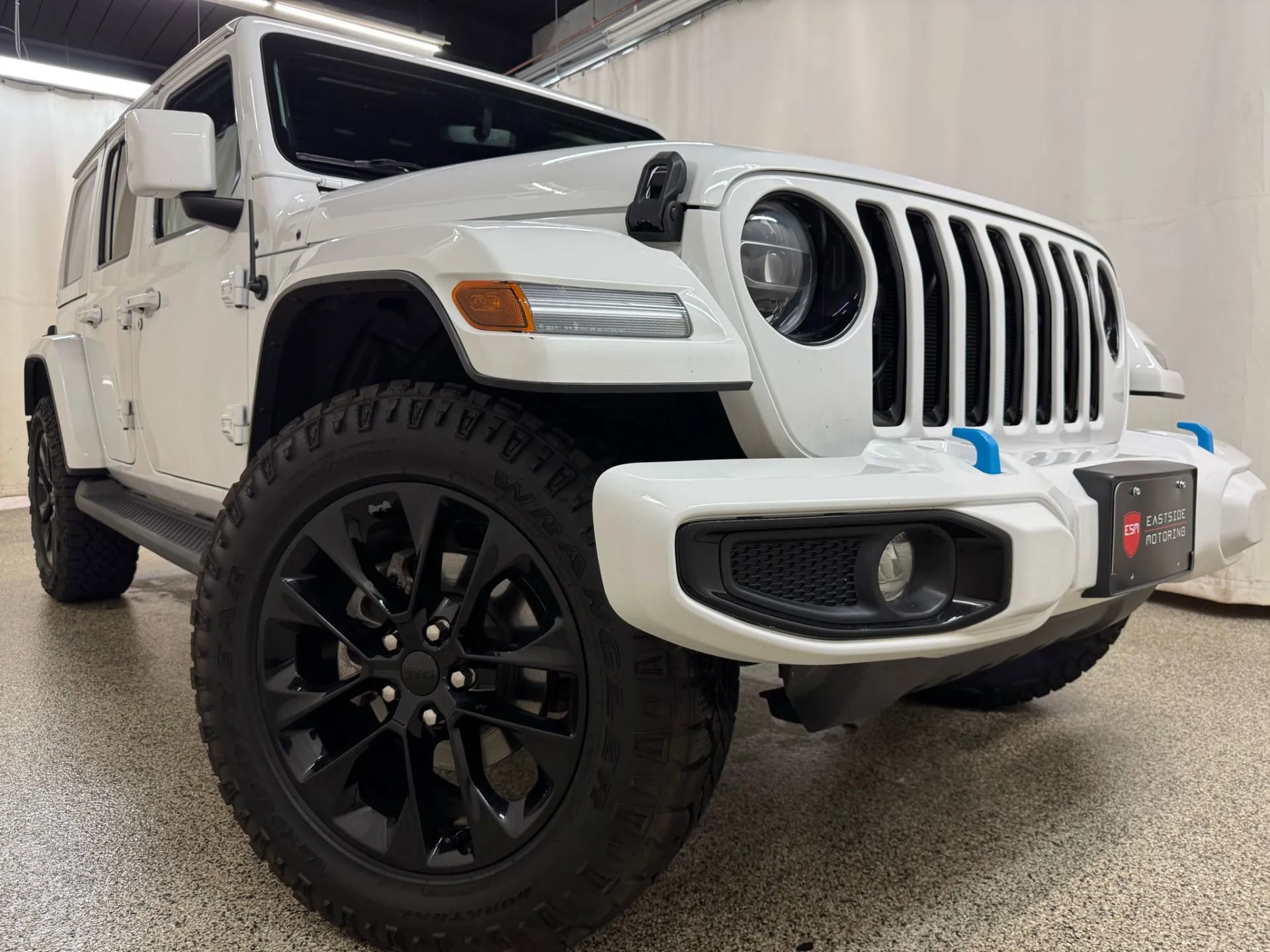 2021 Jeep Wrangler Unlimited 4xe Sport Sahara High Altitude photo 2