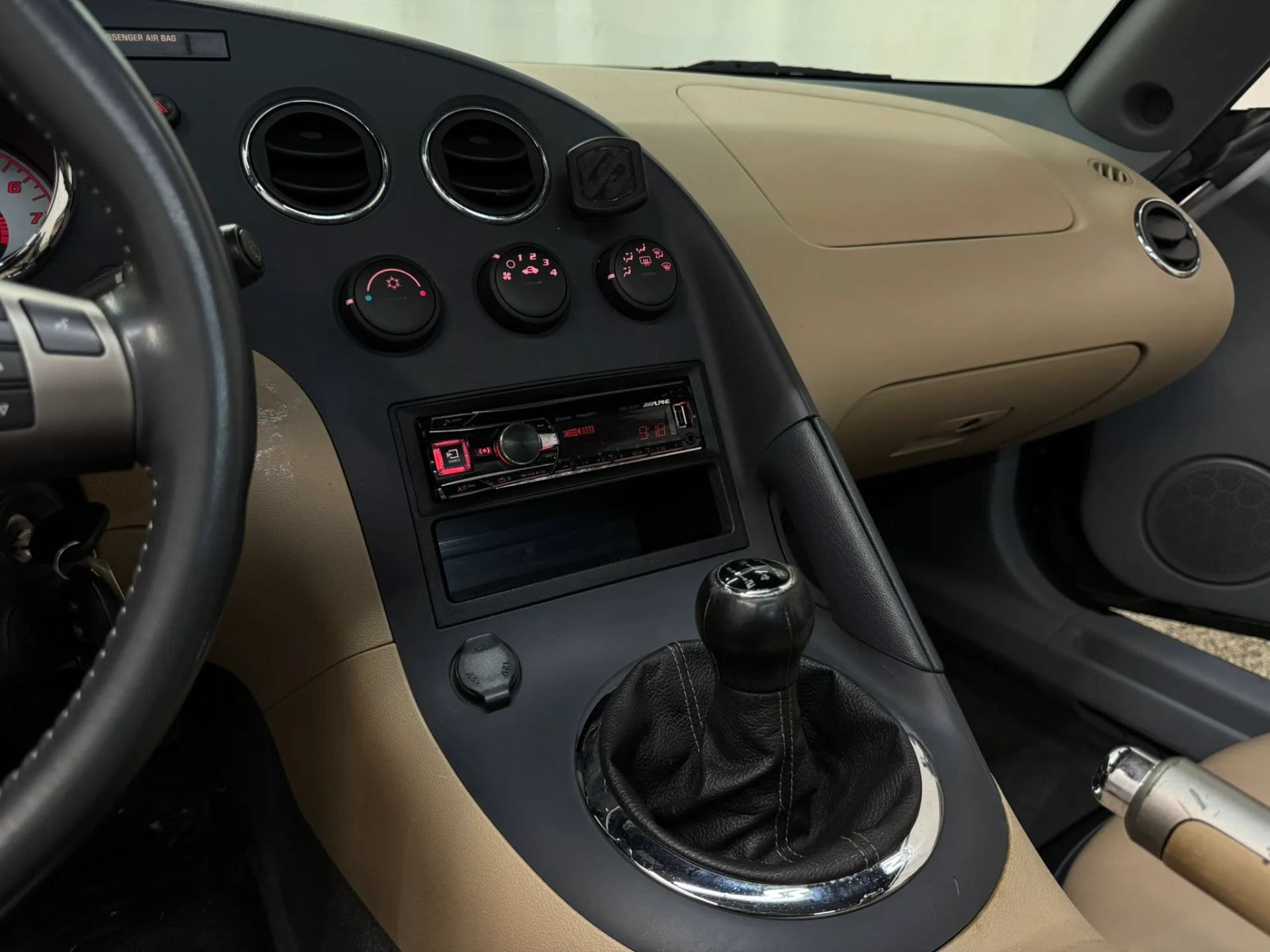 Photo 12
