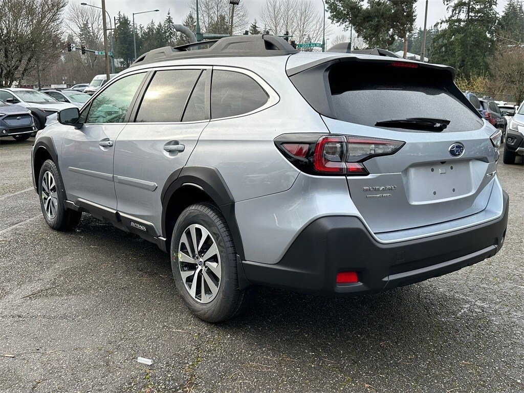 2025 Subaru Outback Premium photo 2