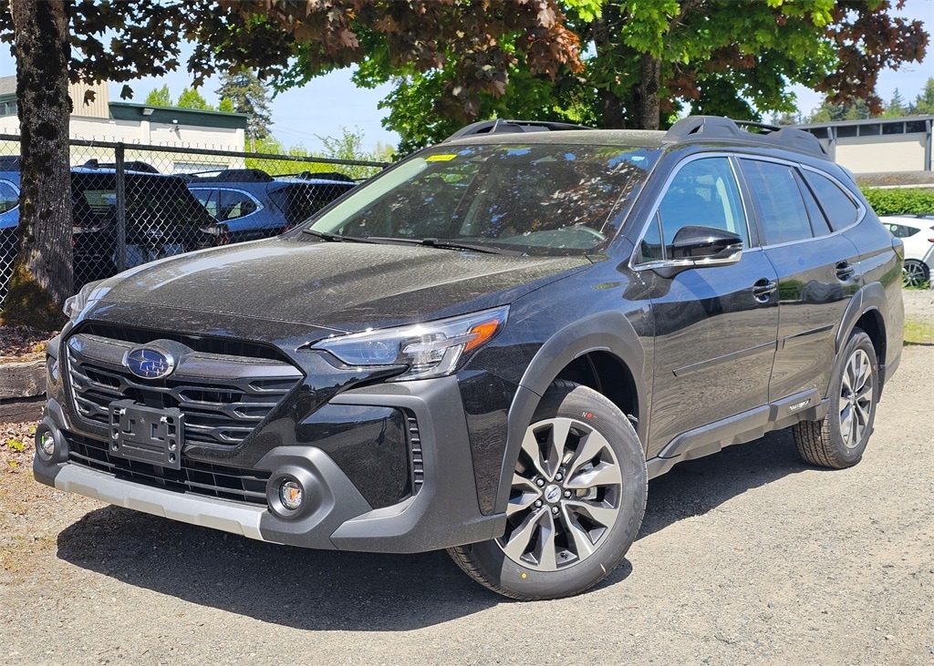 2025 Subaru Outback Limited's photo