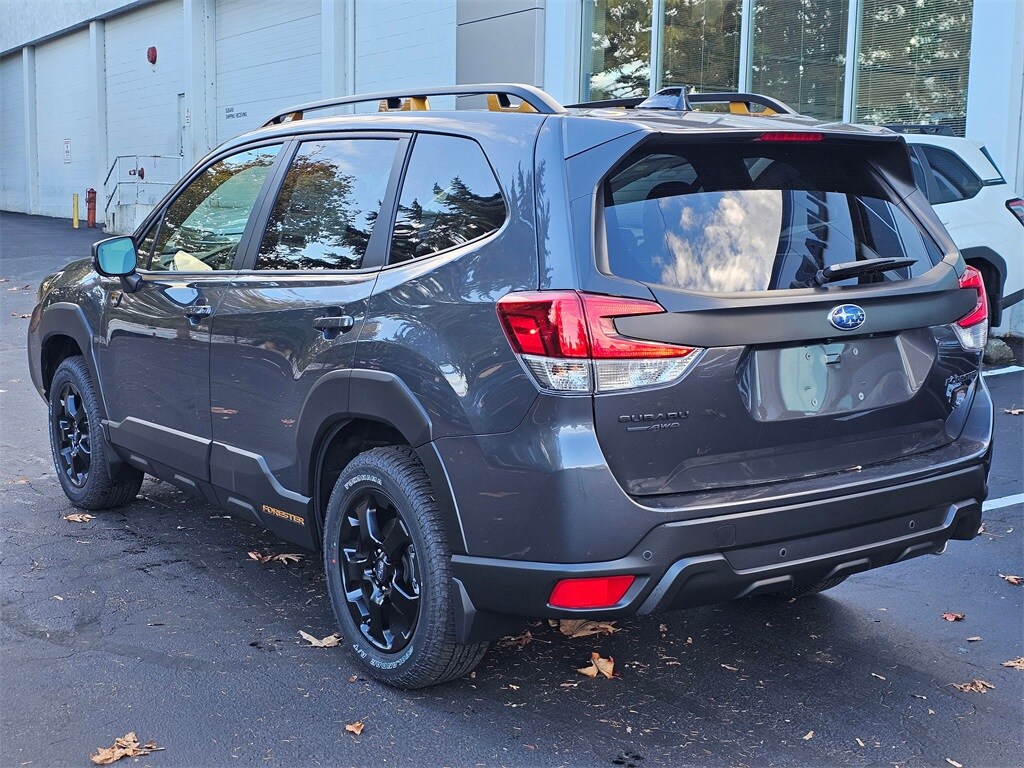 2025 Subaru Forester Wilderness photo 2