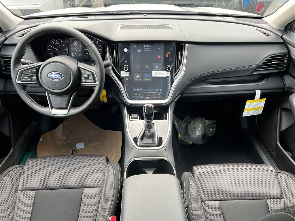 2025 Subaru Outback Premium photo 3