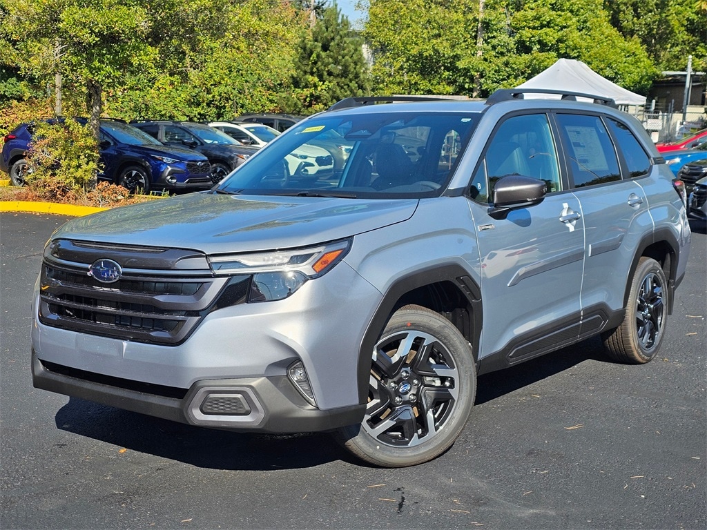 2025 Subaru Forester Limited's photo