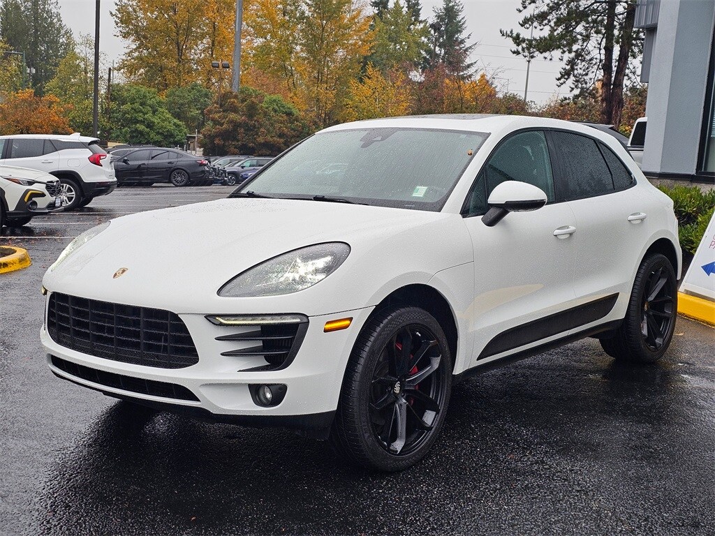 2016 Porsche Macan S photo 2