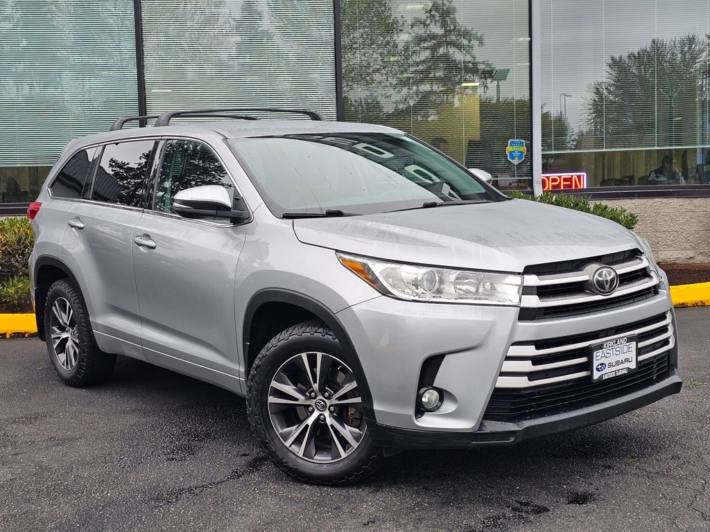 Used 2017 Toyota Highlander LE Plus SUV