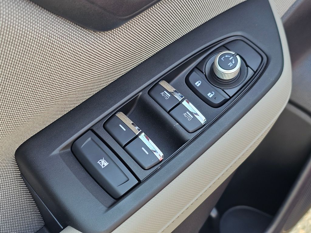 2026 Subaru Forester Premium - Photo 22