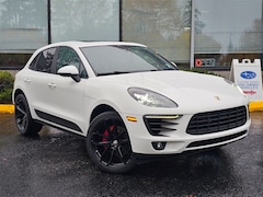 2016 Porsche Macan