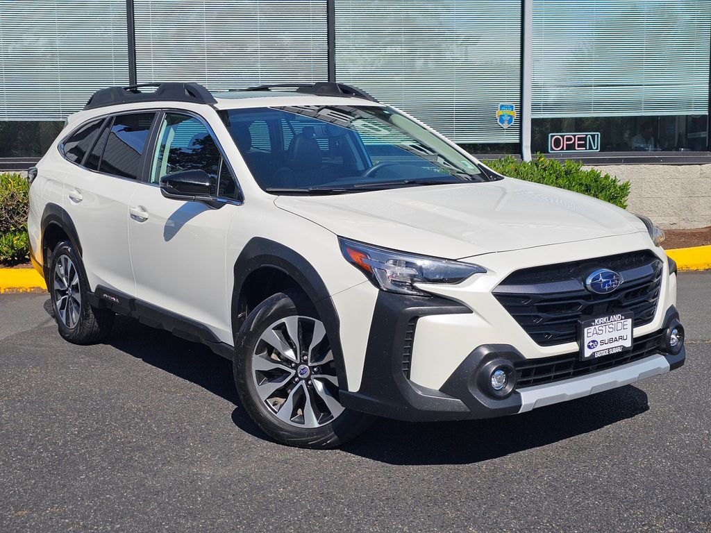 2023 Subaru Outback Limited's photo