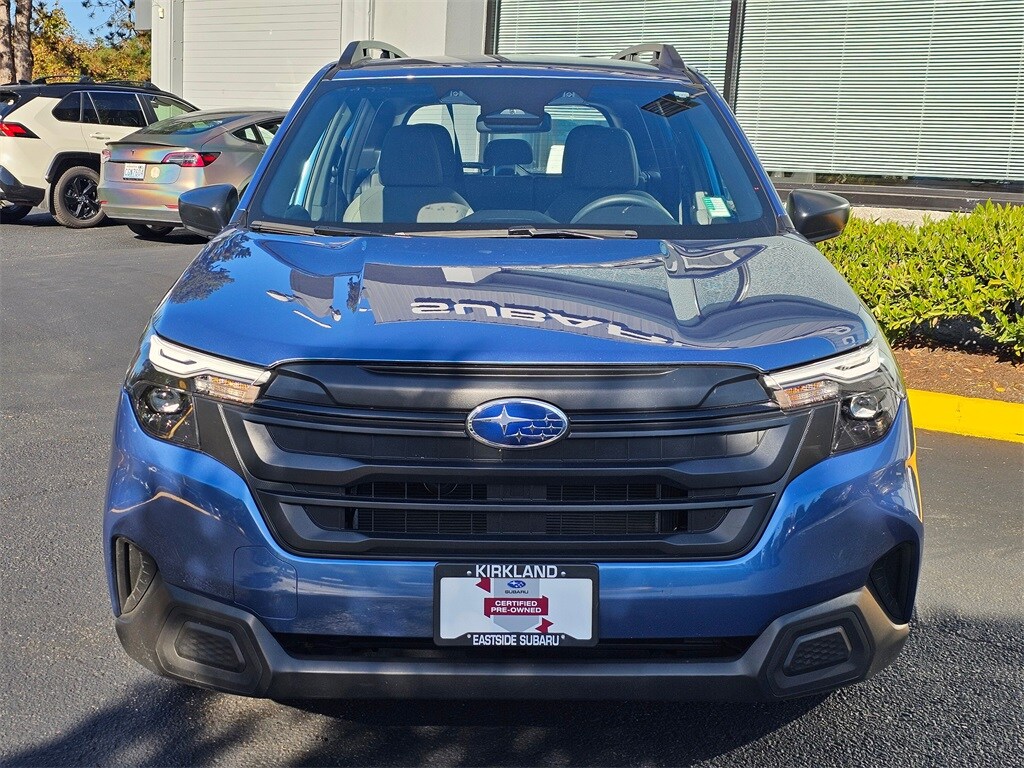2025 Subaru Forester Base photo 2