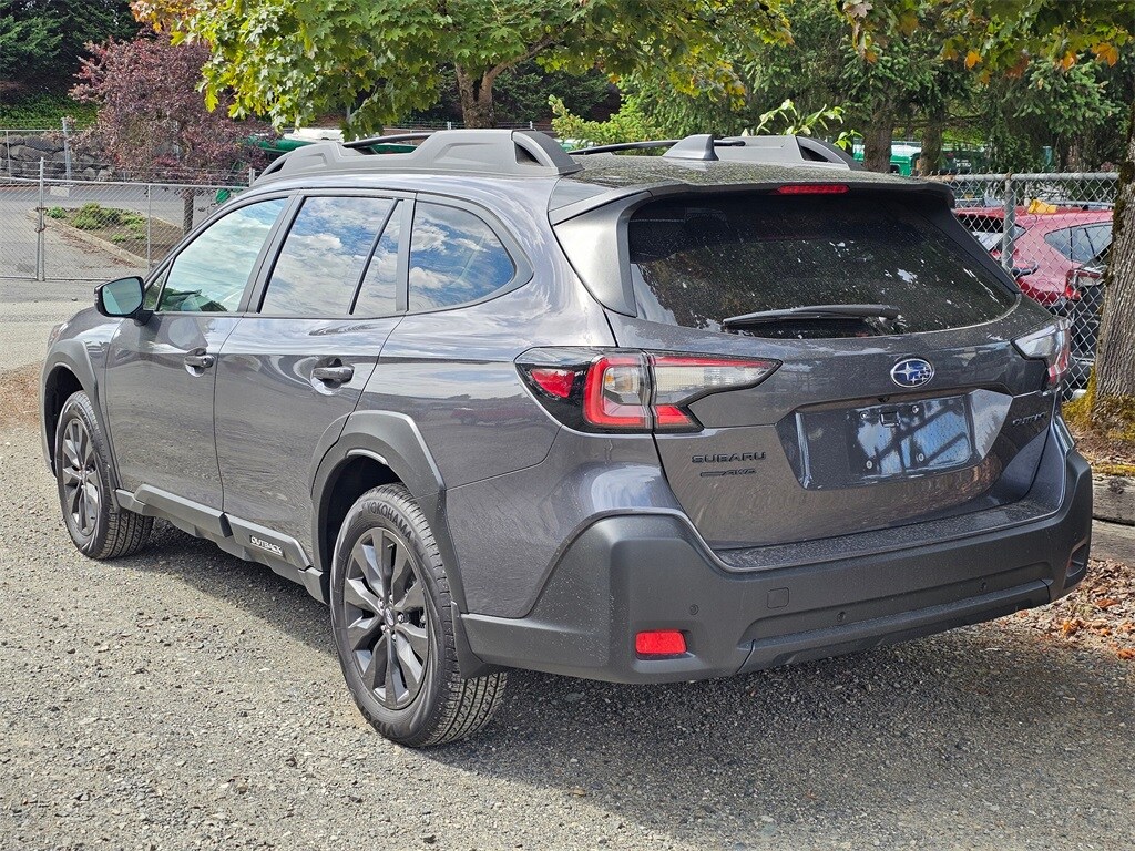 2025 Subaru Outback Onyx Edition photo 2
