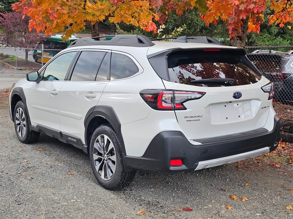 New 2025 Subaru Outback Limited SUV