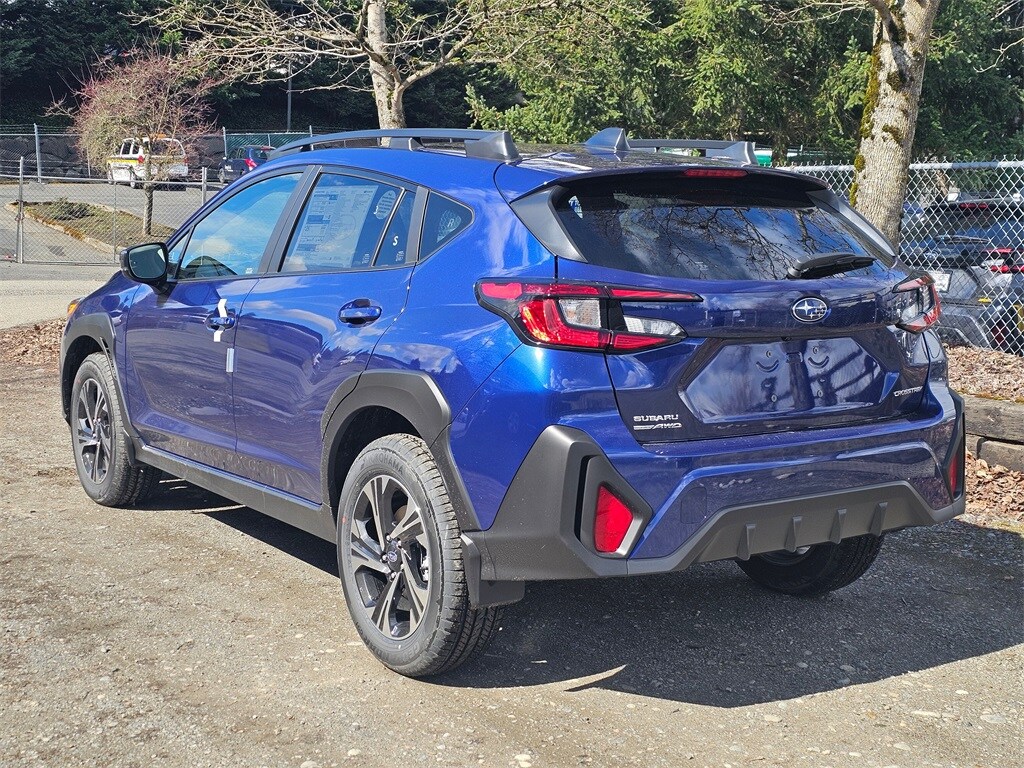 2025 Subaru Crosstrek Premium photo 2