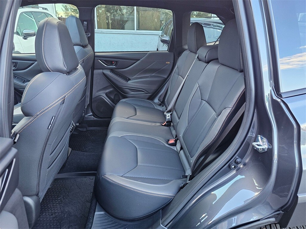 2025 Subaru Forester Wilderness photo 3