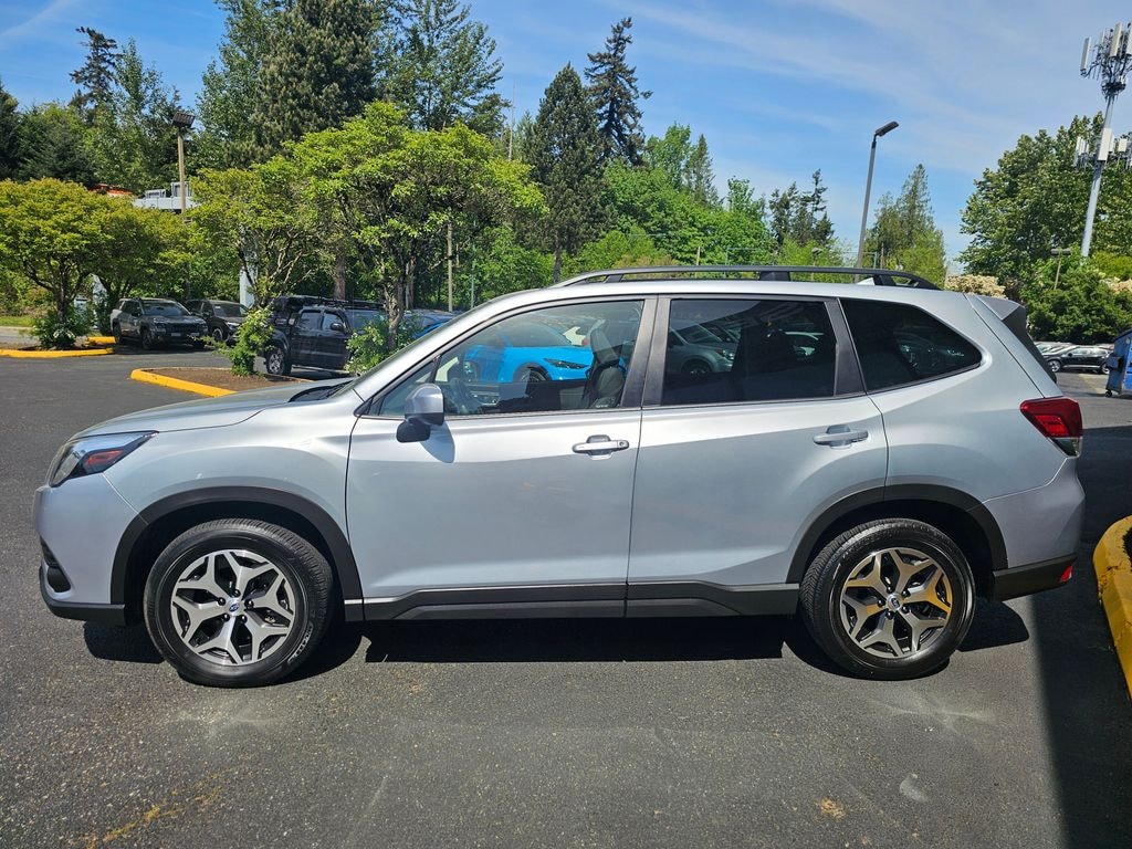 Used 2023 Subaru Forester Premium SUV