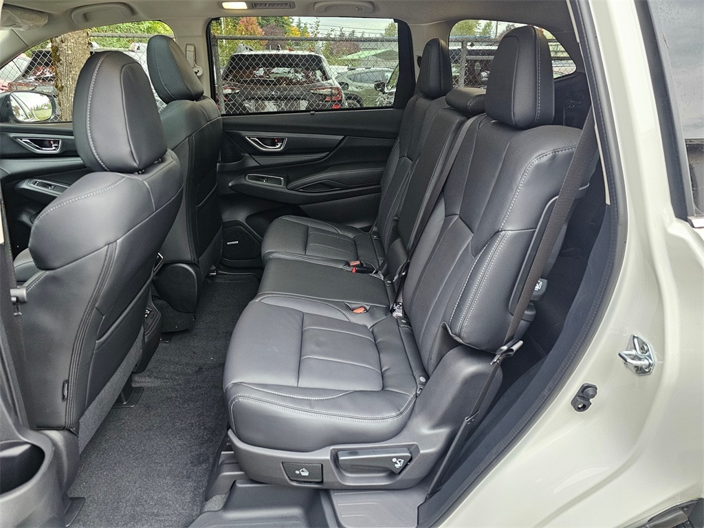New 2025 Subaru Ascent Limited 8-Passenger SUV