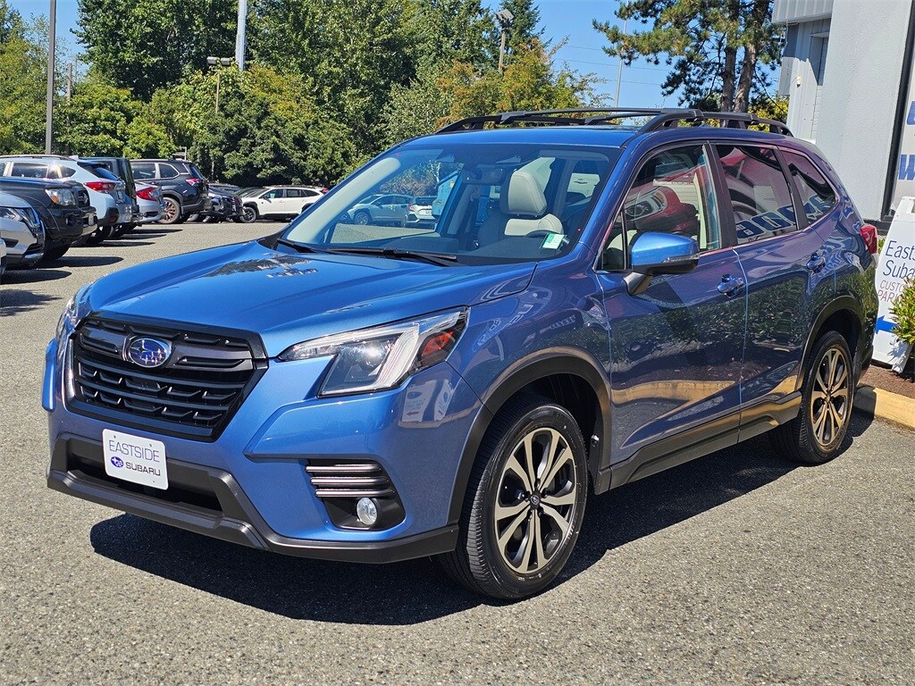 2022 Subaru Forester Limited photo 3