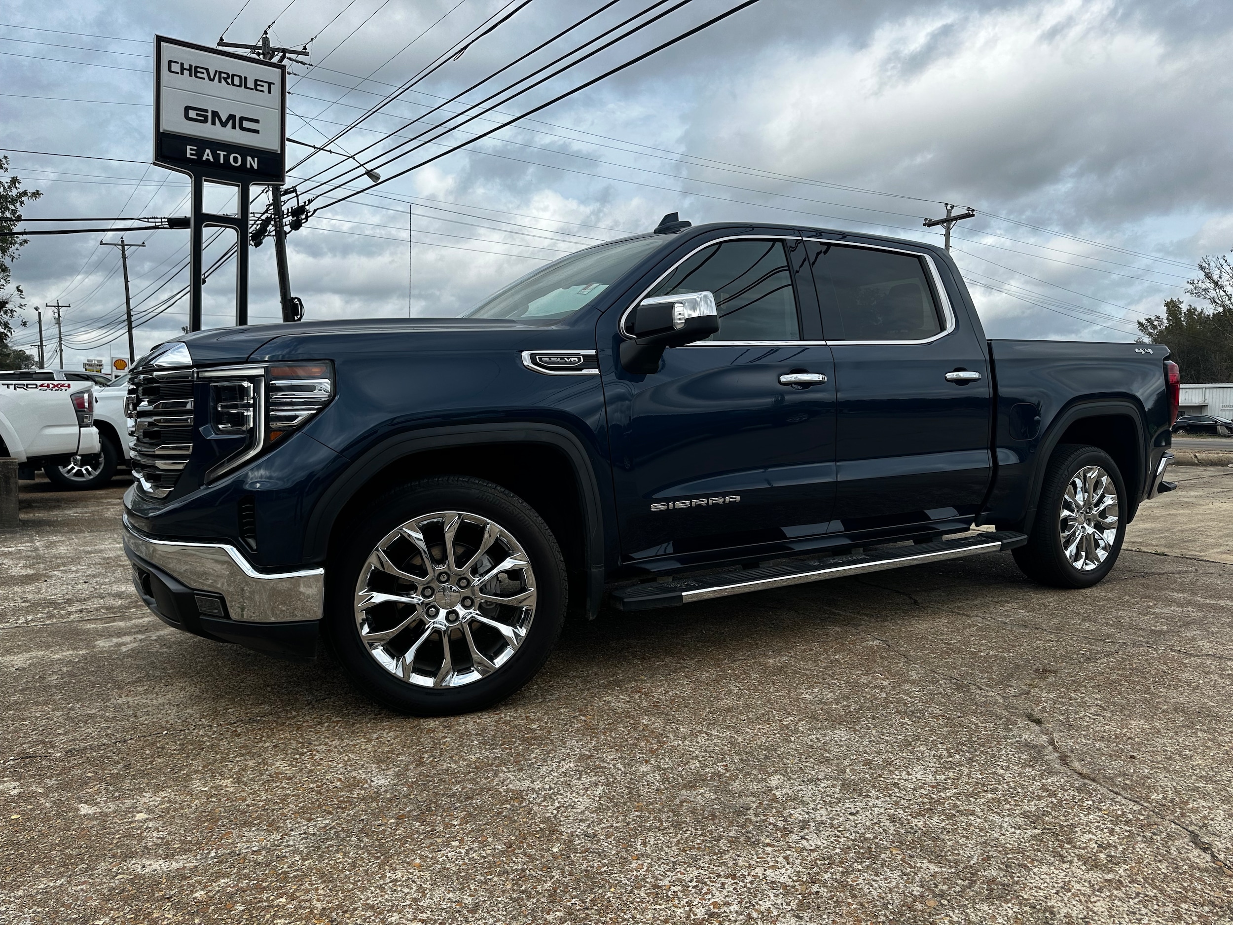 2023 GMC Sierra 1500 SLT
