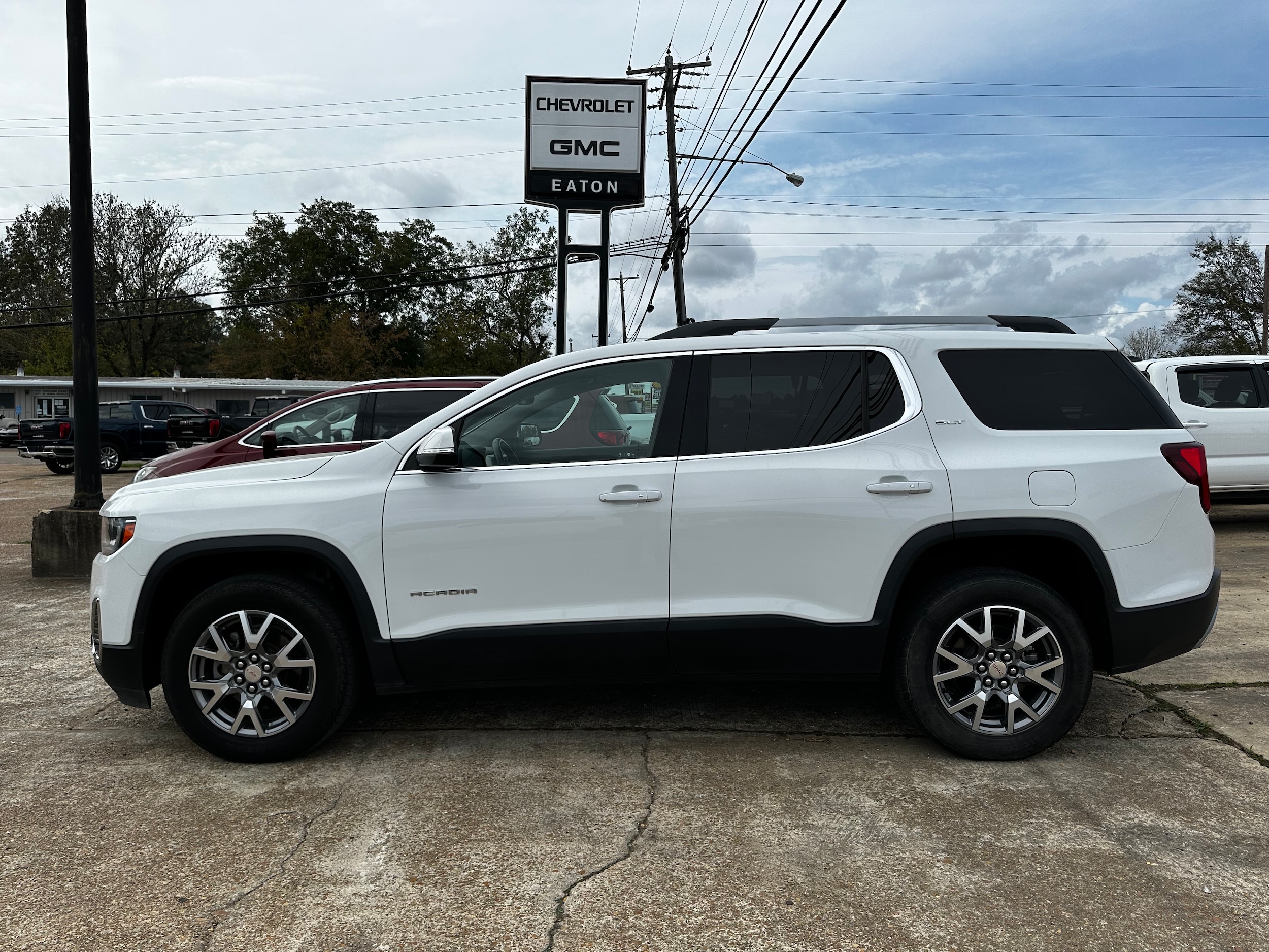 Used 2020 GMC Acadia SLT with VIN 1GKKNML41LZ200938 for sale in Houston, MS