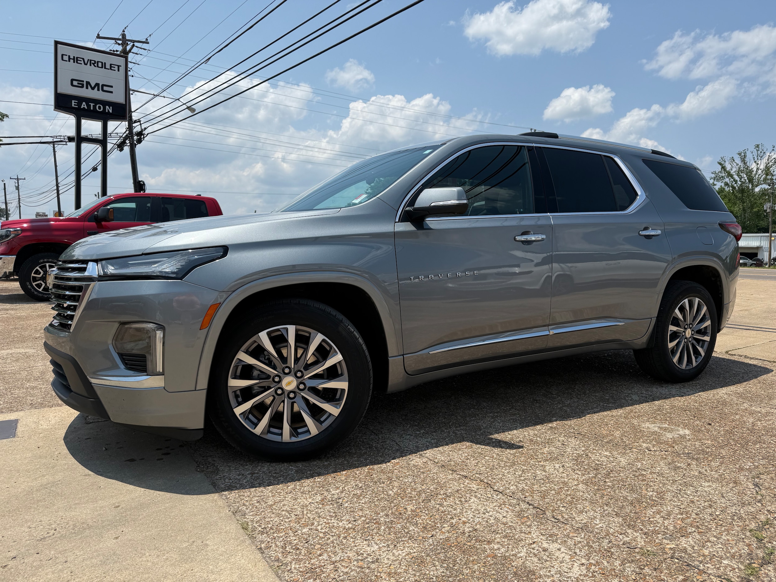 2023 Chevrolet Traverse Premier