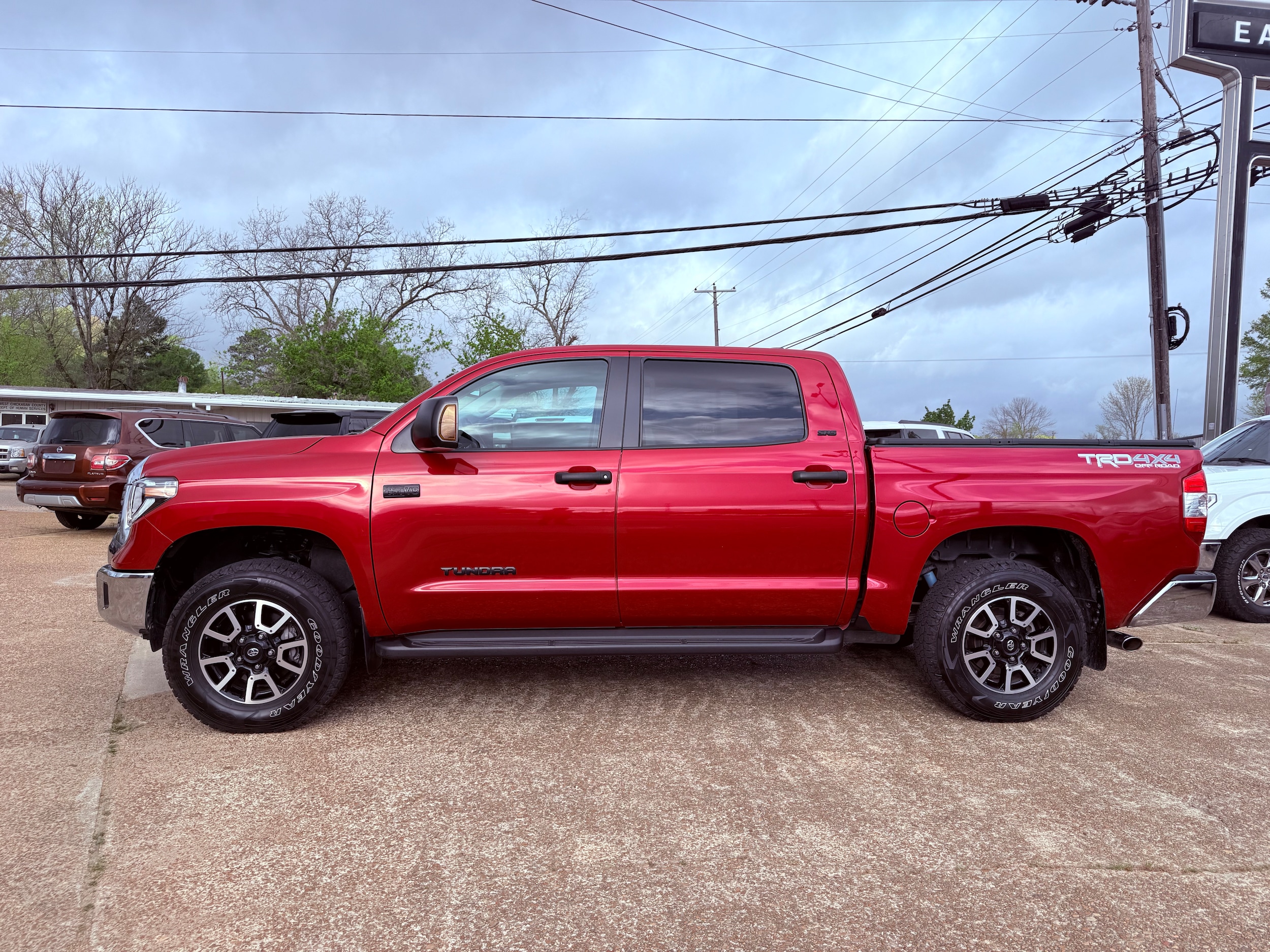 Used 2021 Toyota Tundra SR5 with VIN 5TFDY5F18MX021859 for sale in Houston, MS