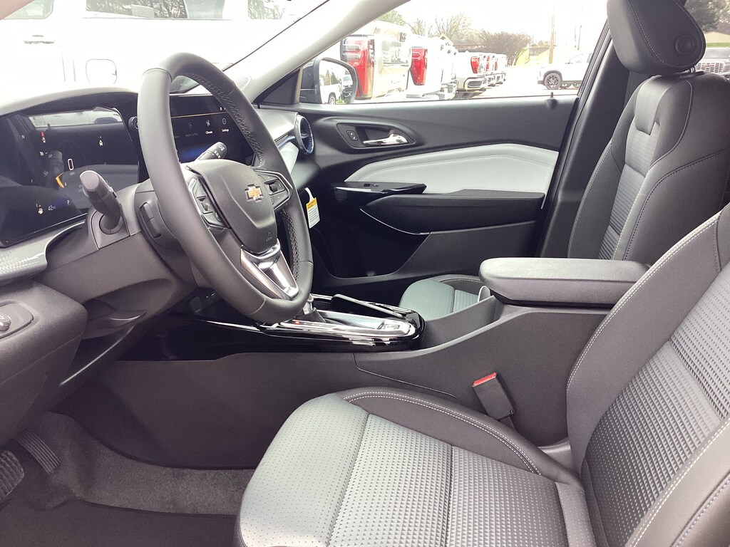 New 2026 Chevrolet Trax LT SUV