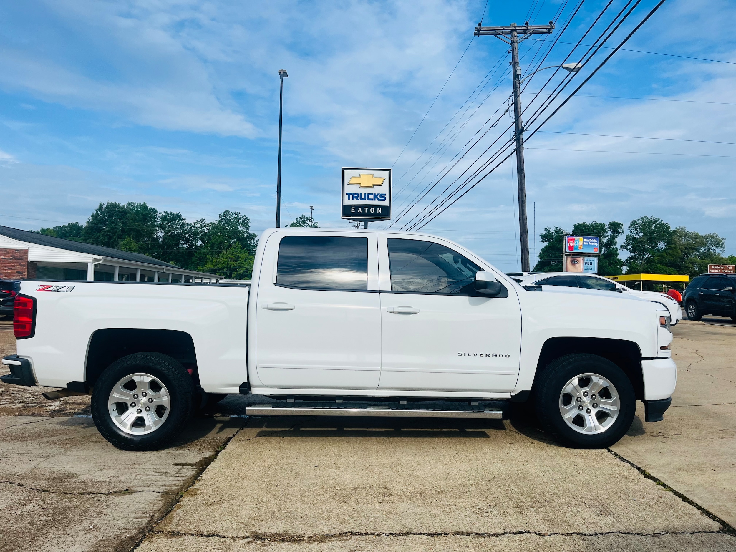 2018 Chevrolet Silverado 1500 LT Z71 4X4 Crew Cab Short Box's photo