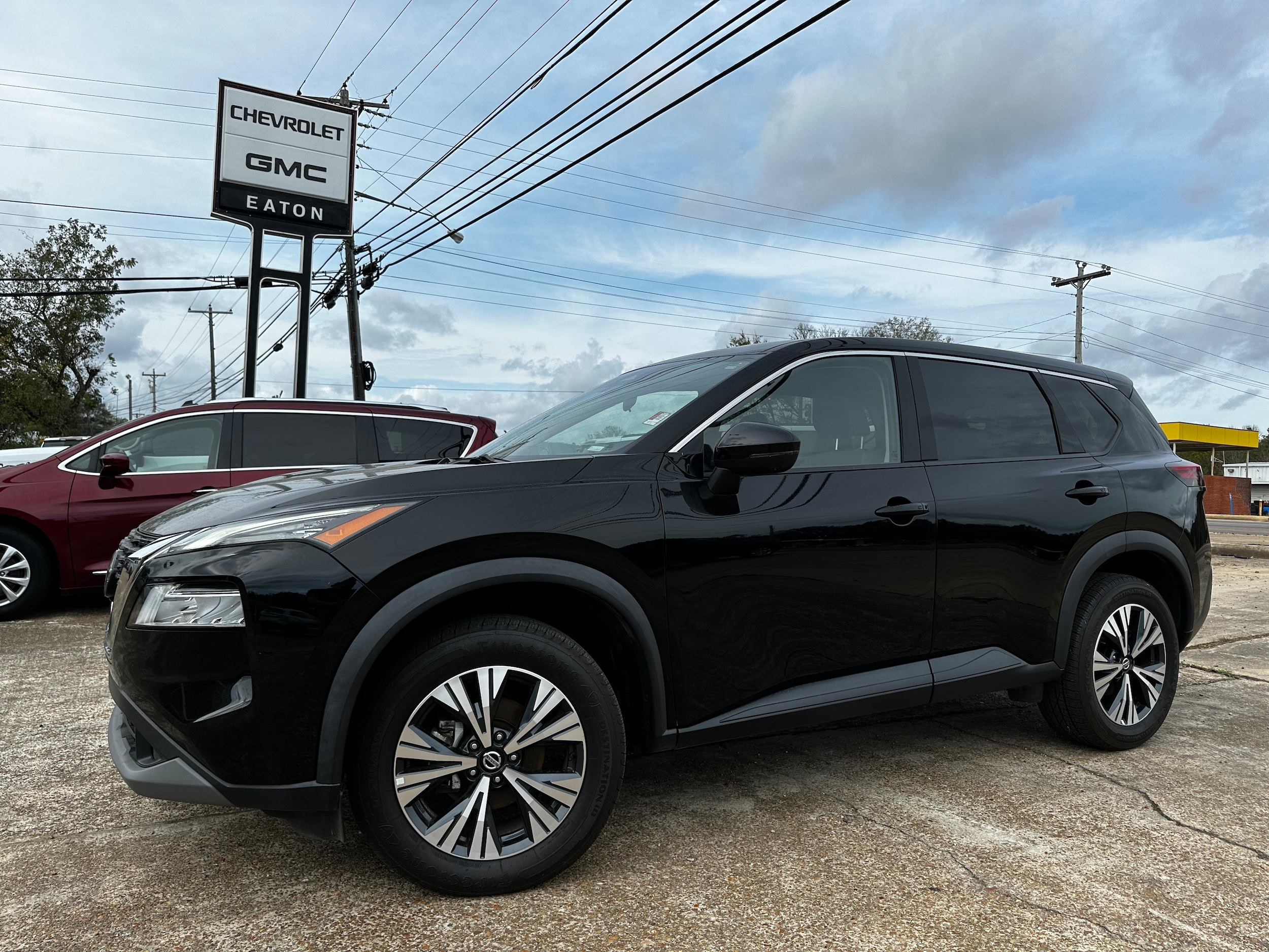 2021 Nissan Rogue SV
