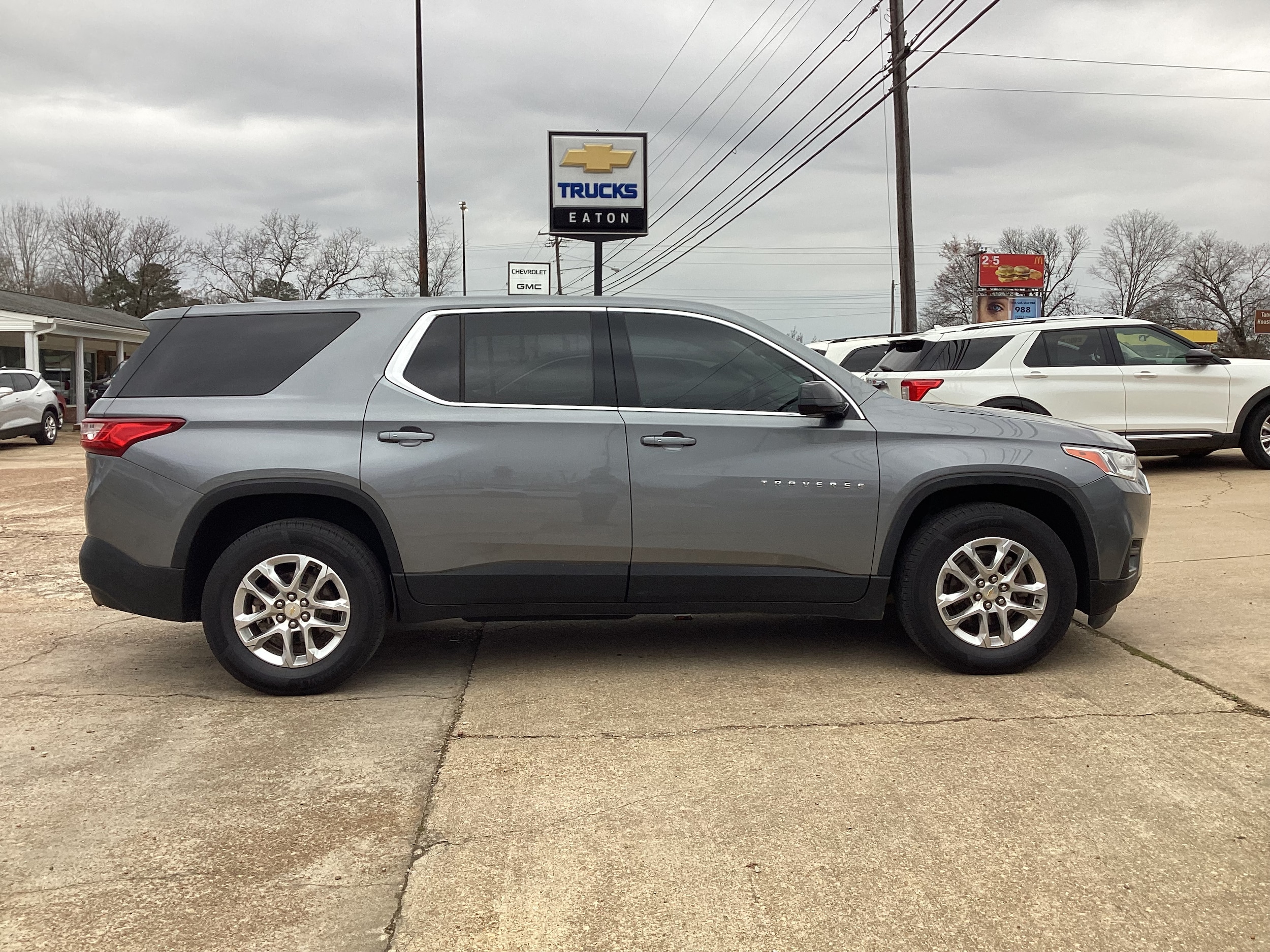 Used 2020 Chevrolet Traverse LS with VIN 1GNERFKW9LJ279194 for sale in Houston, MS