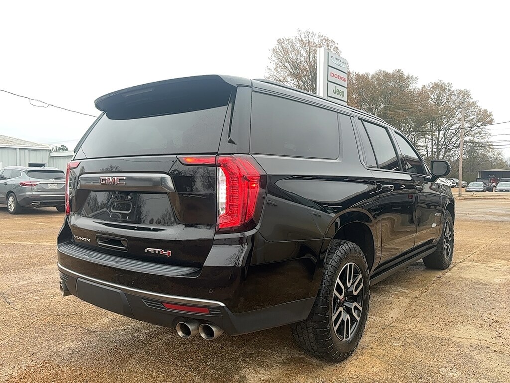 Used 2022 GMC Yukon XL AT4 Sport Utility