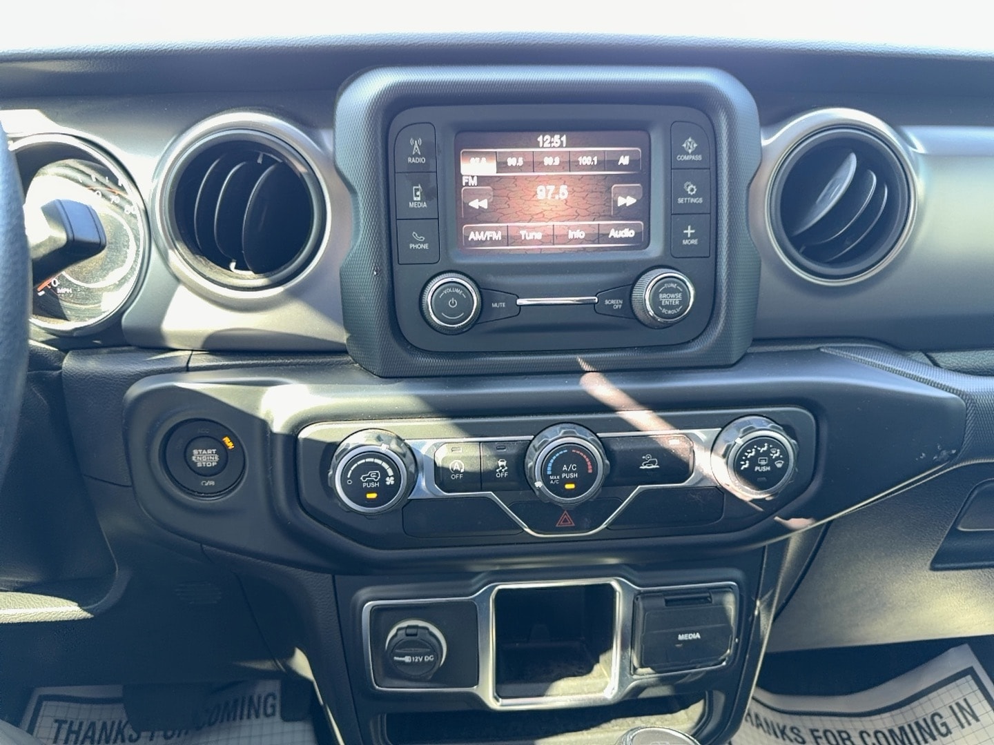 2021 Jeep Gladiator WILLYS SPORT - Photo 16