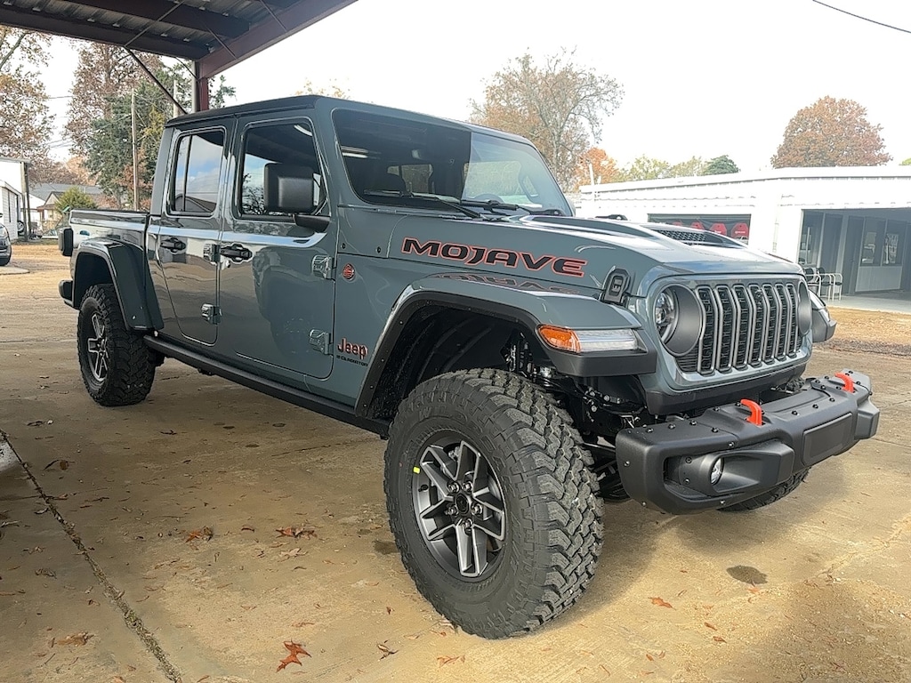 New 2026 Jeep Gladiator MOJAVE 4X4 Pickup