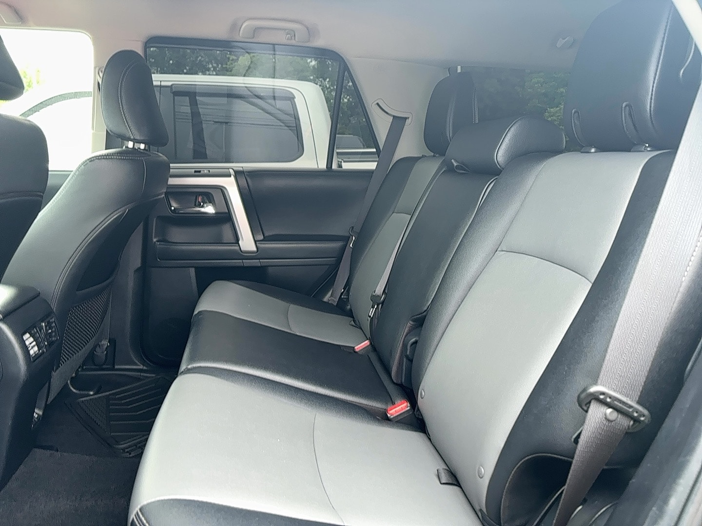 2021 Toyota 4Runner SR5 Premium - Photo 9