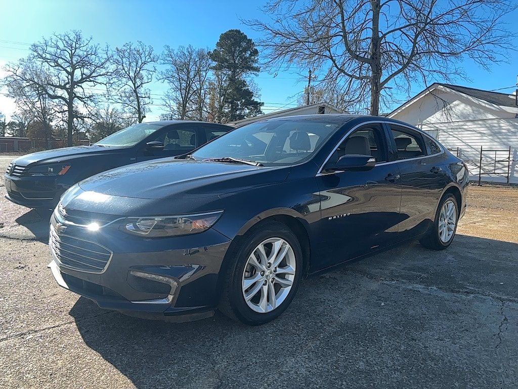 Used 2018 Chevrolet Malibu LT Car