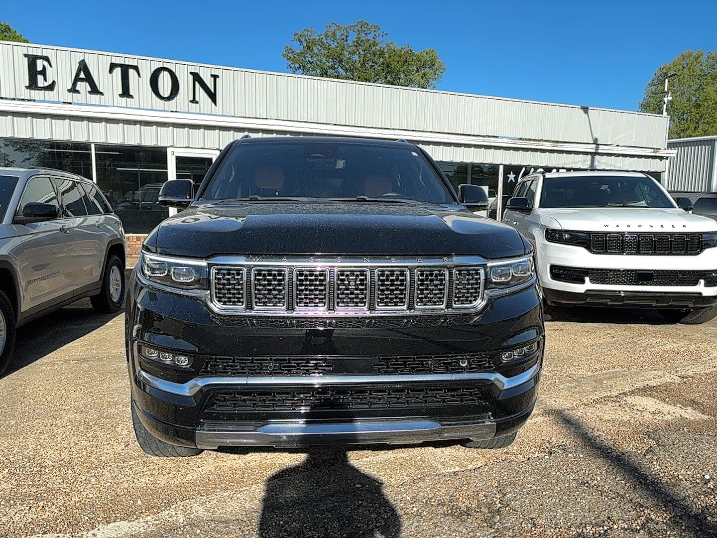 Used 2022 Jeep Grand Wagoneer Series III with VIN 1C4SJVGJ8NS129536 for sale in Houston, MS