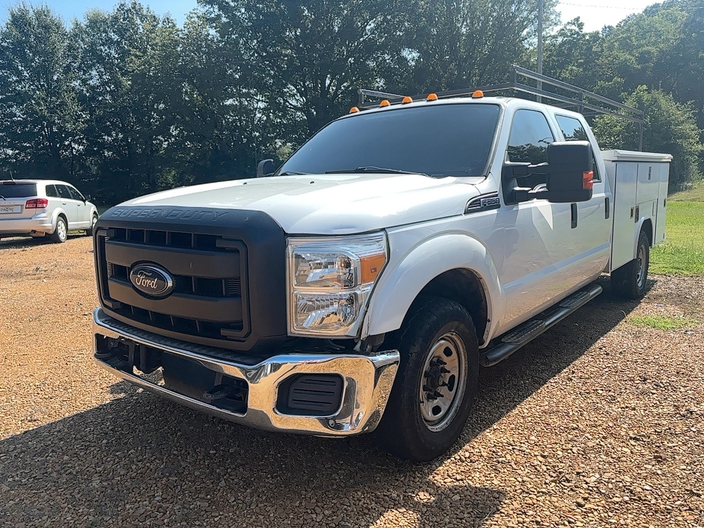 2015 Ford F-350 Super Duty Chassis Cab XL