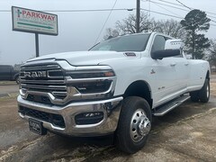2026 Ram 3500 LARAMIE CREW CAB 4X4 8' BOX Pickup