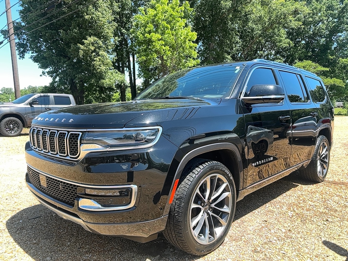 2022 Jeep Wagoneer Series III's photo