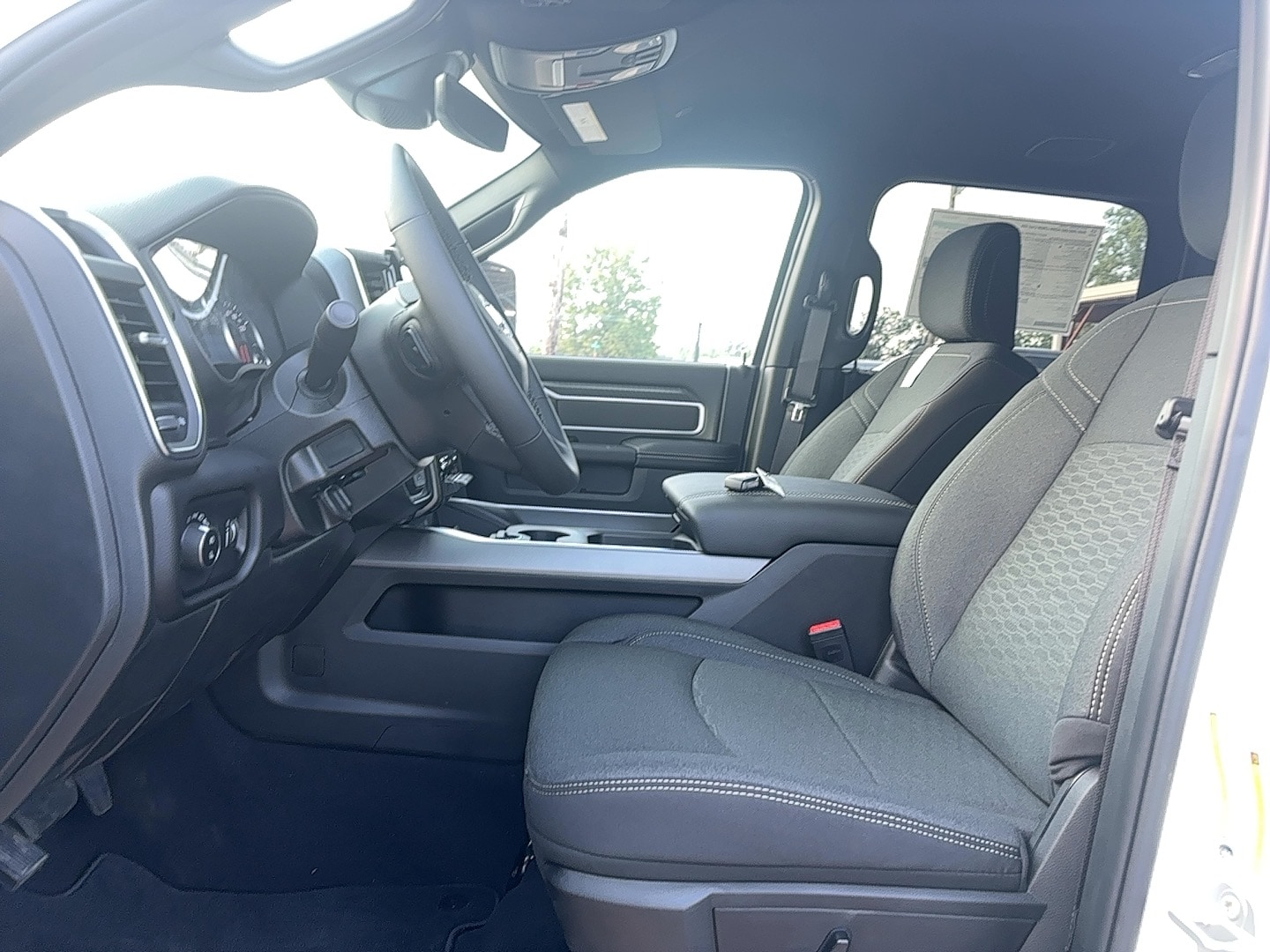 2025 RAM 2500 Big Horn - Photo 11