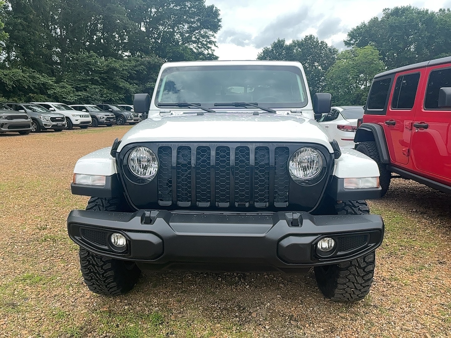 Used 2021 Jeep Gladiator WILLYS SPORT with VIN 1C6HJTAG6ML581013 for sale in Houston, MS